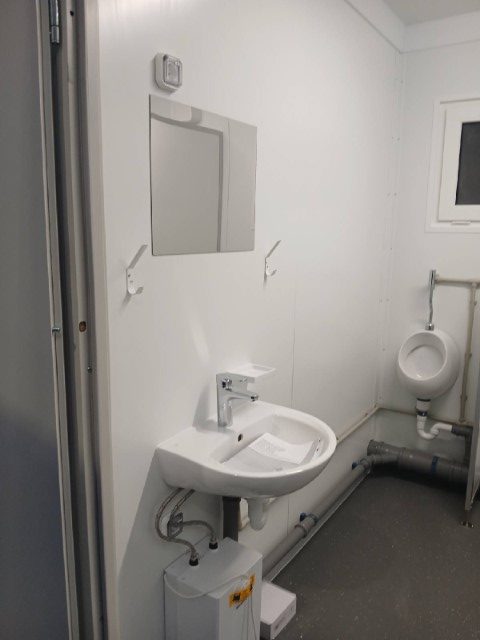 Sanitärcontainer 20'