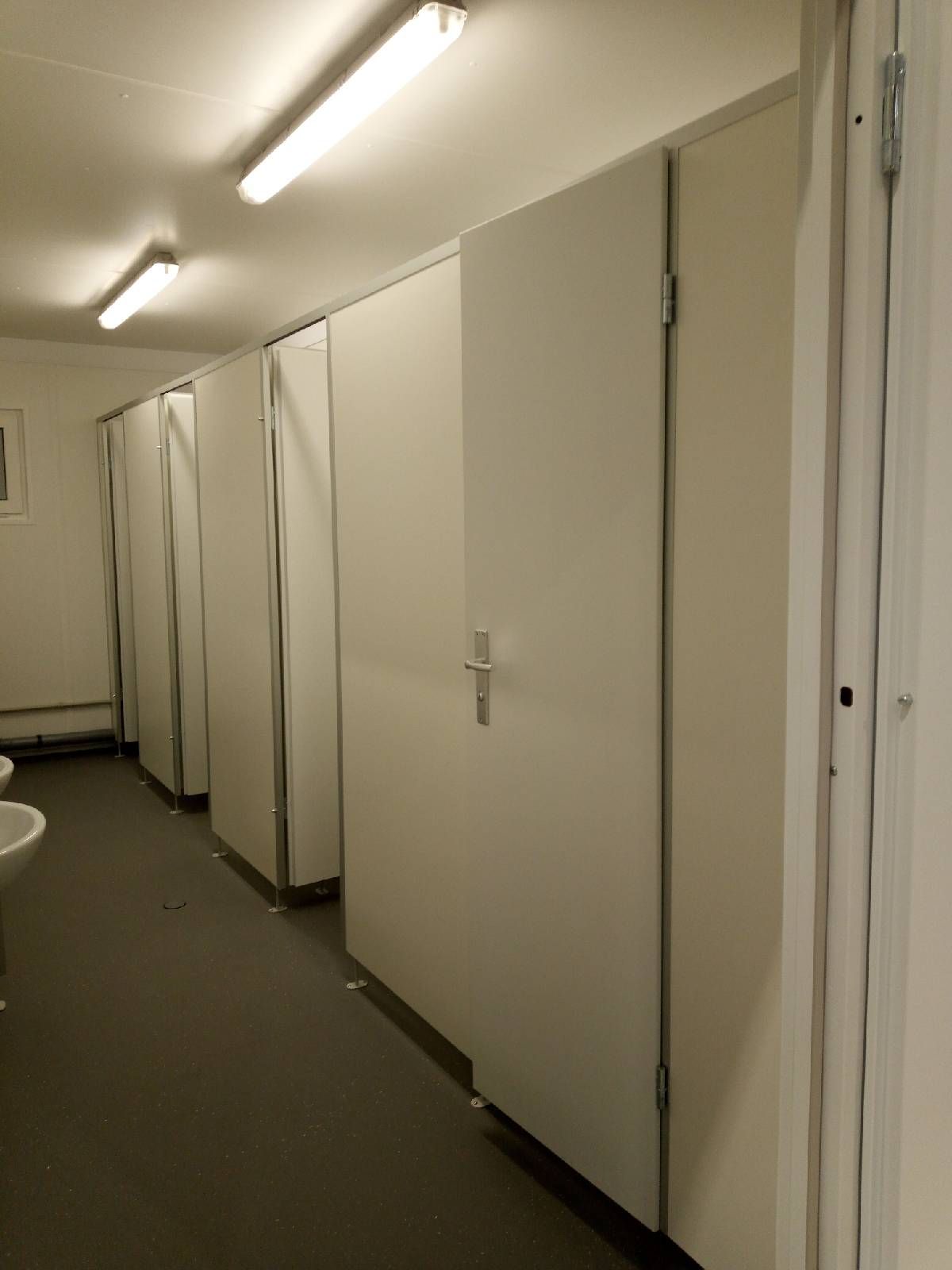 20' Herren WC-Container