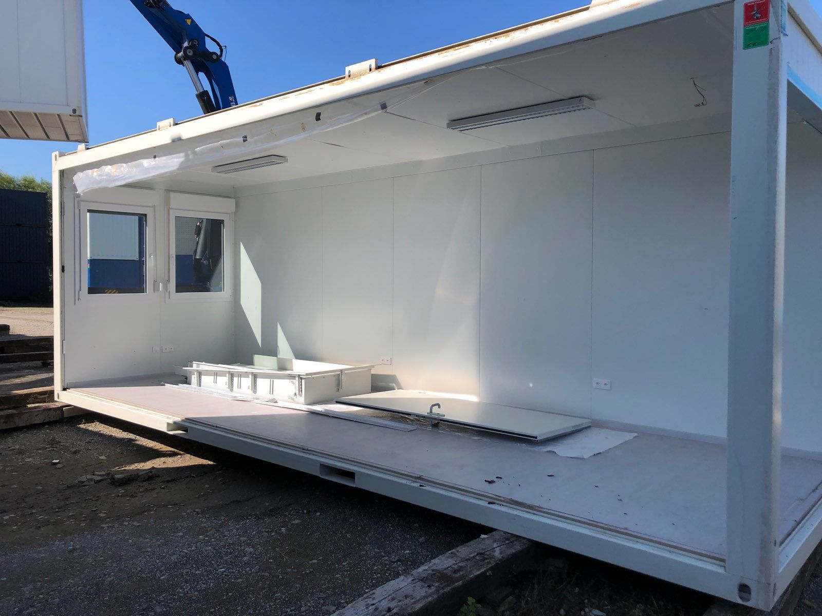 4x24' Innentreppen-Container