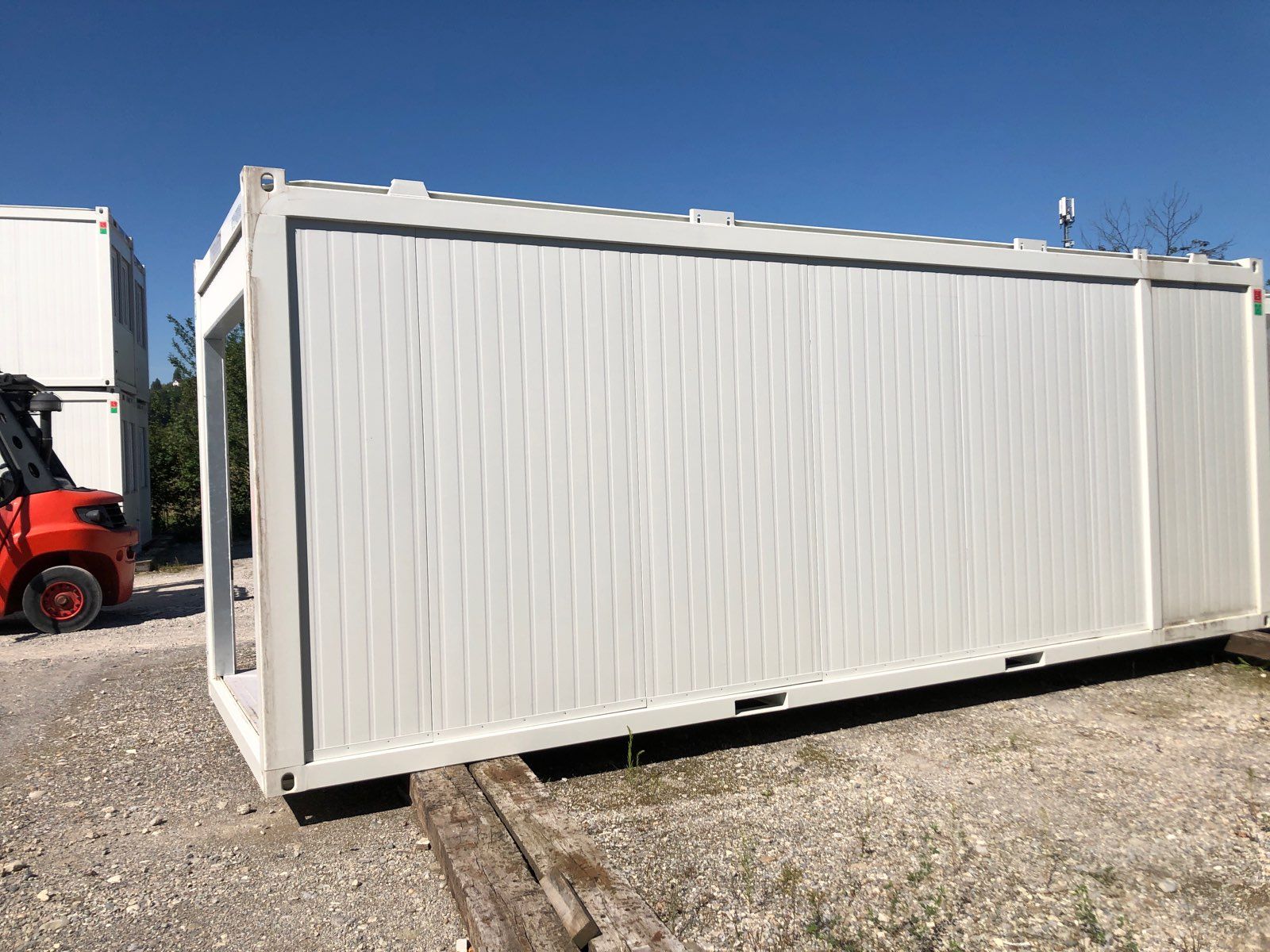 4x24' Innentreppen-Container