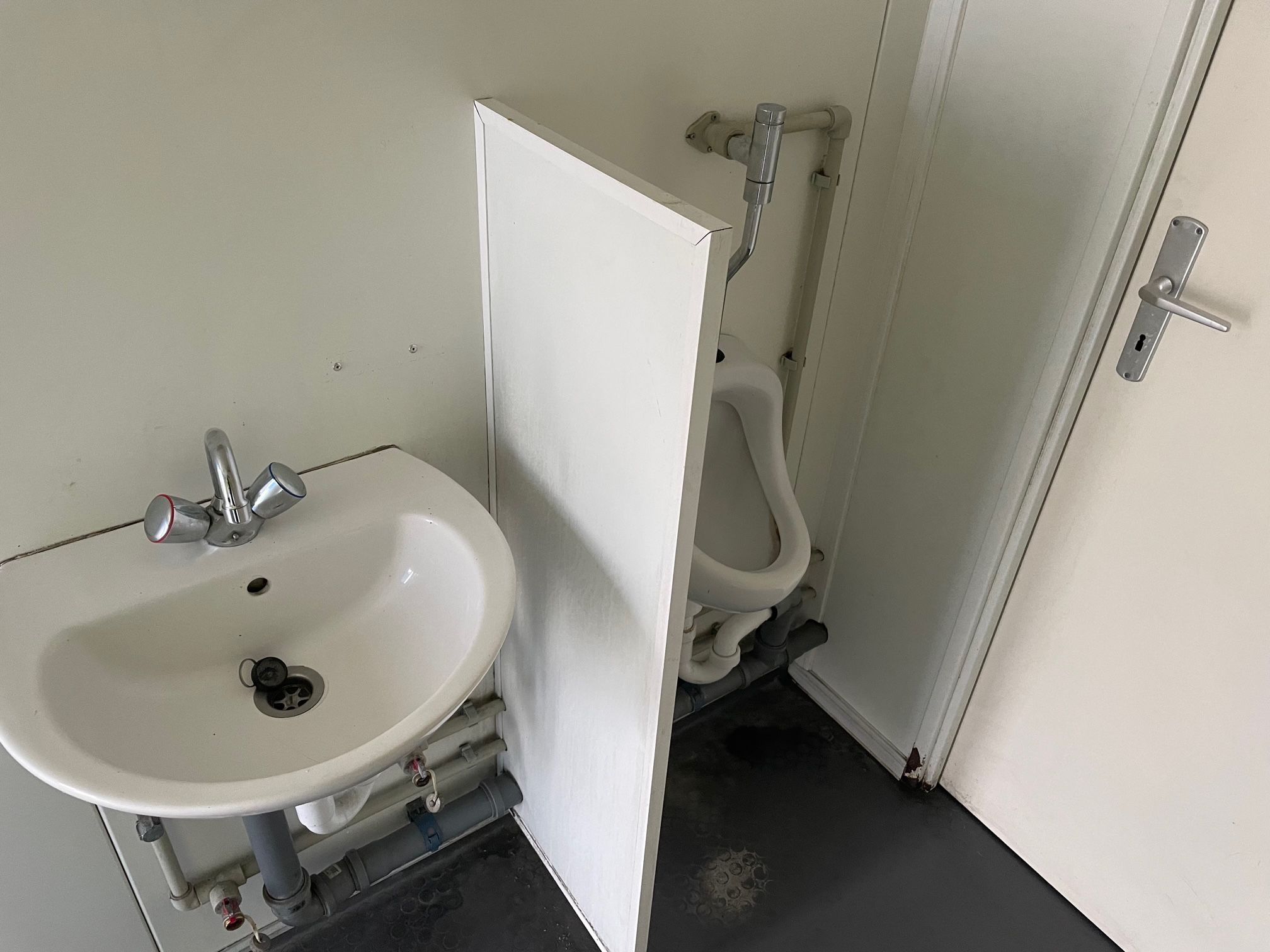 20' Dusch-/WC-Container