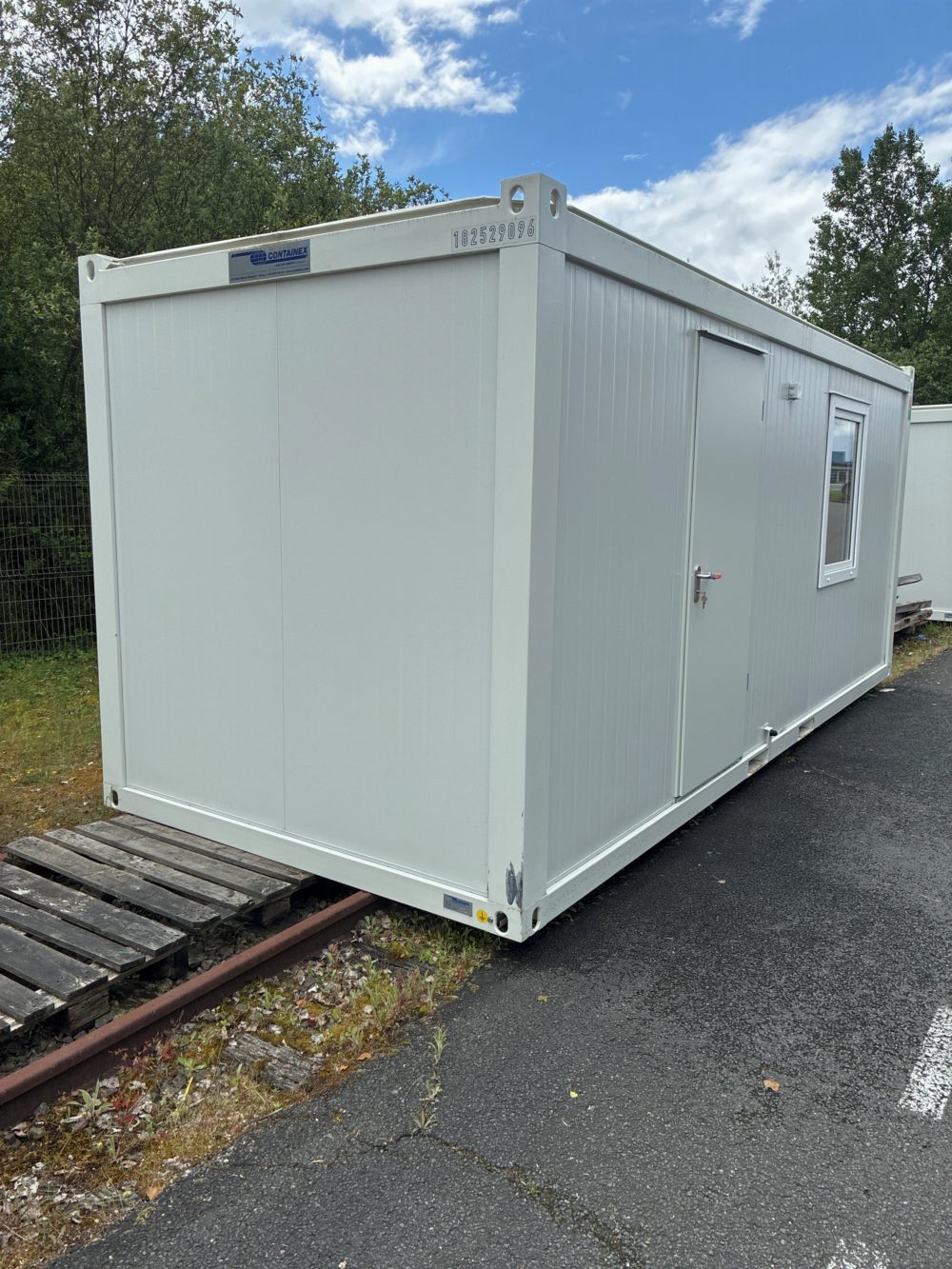Bürocontainer CONTAINEX BASIC Line 20'