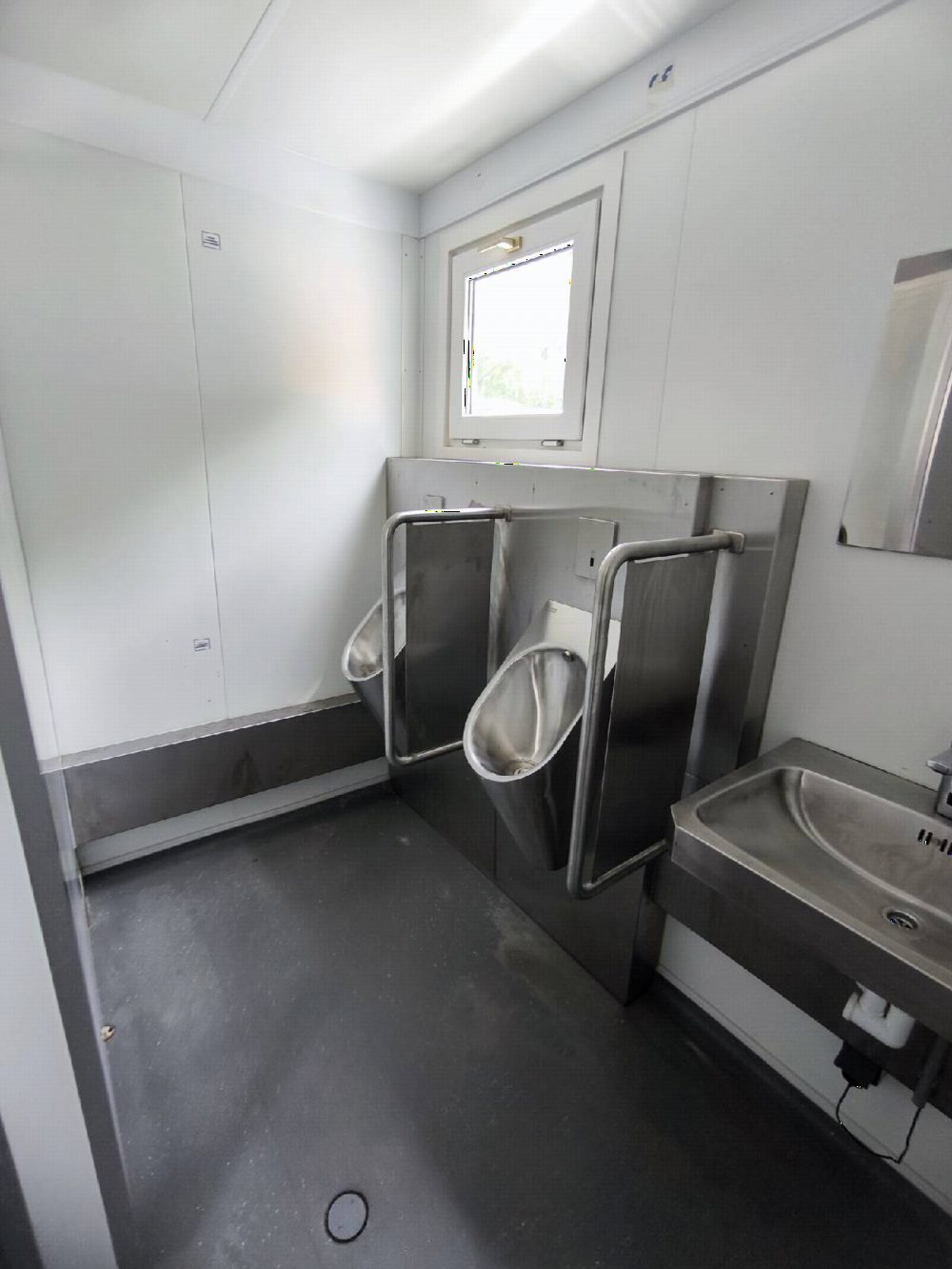 Sanitärcontainer 30', gebraucht