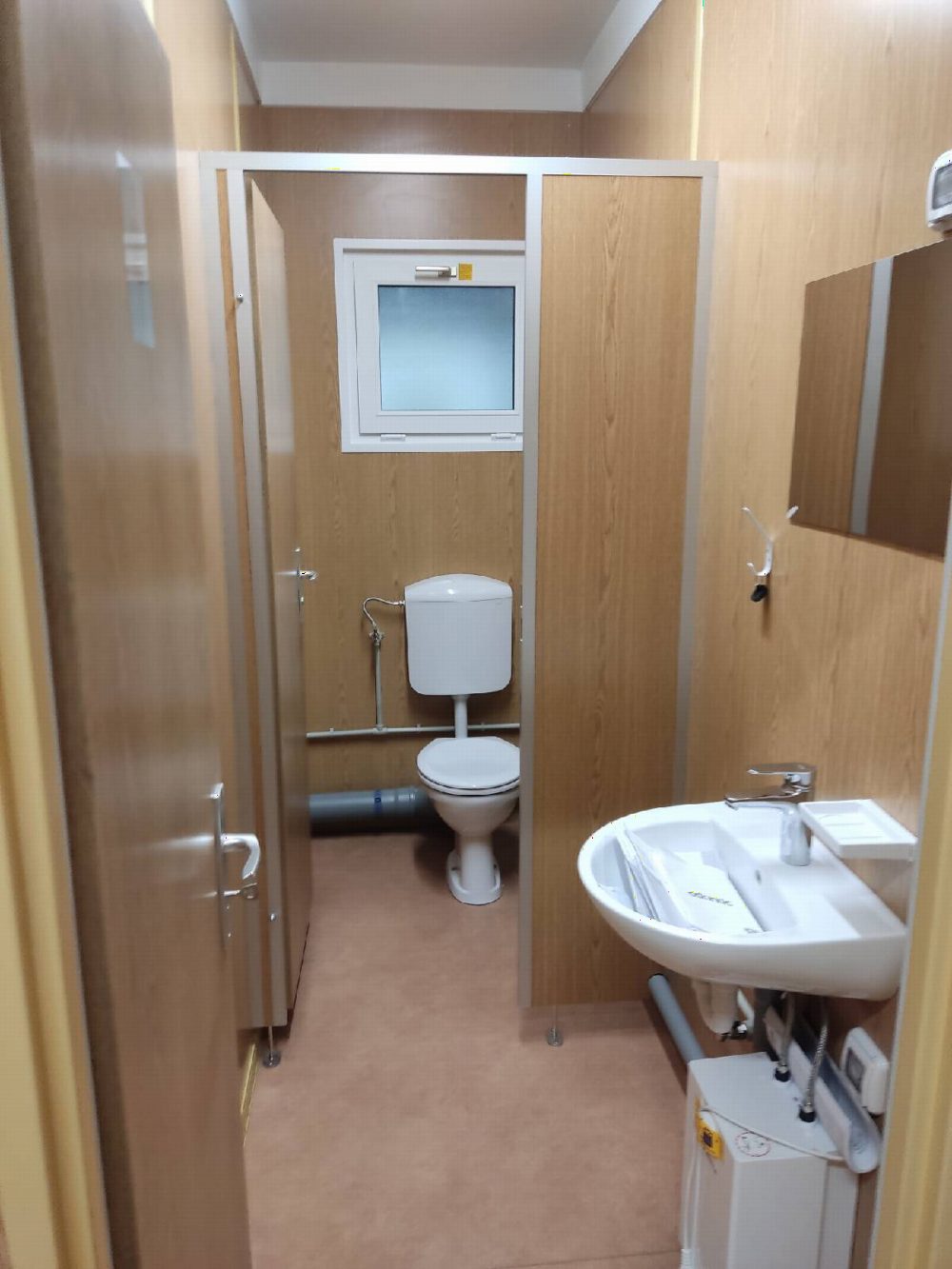 Sanitärcontainer 20'
